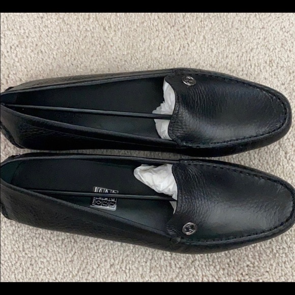 🖤🤍Black Leather Authentic Gucci Loafers🖤🤍 - Picture 4 of 4